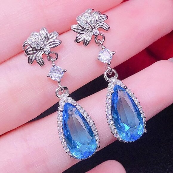 925 Silver Pear Cut Flower Shaped Blue Earrings for Women, FB16FA1039 - Picture 3 of 5